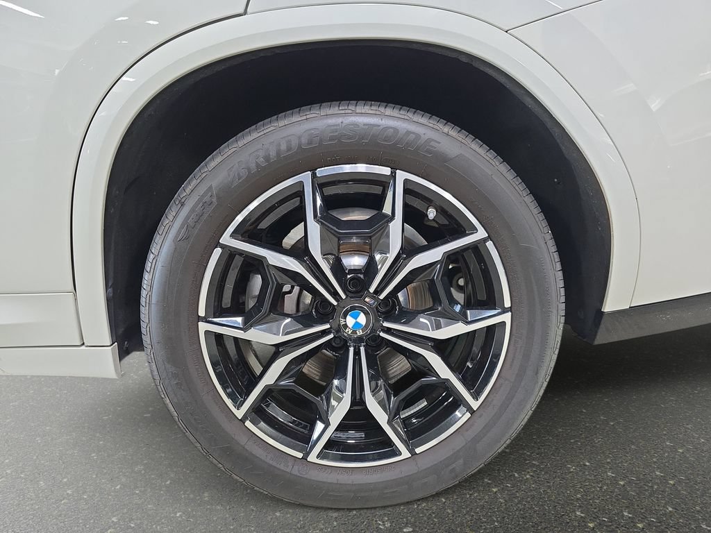 Used 2024 BMW X4 xDrive30i w/ Premium Package AWD/4WD image 29