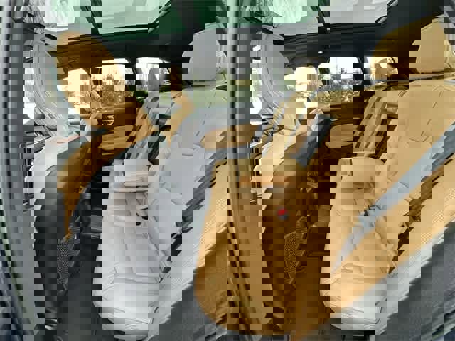 Used 2023 Volvo XC60 T8 Ultimate w/ Climate Package image 20