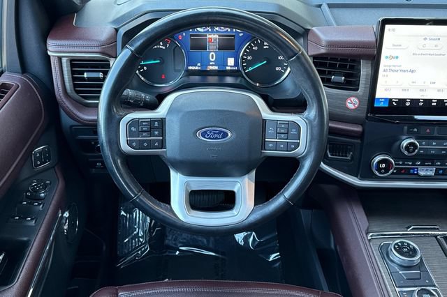Used 2023 Ford Expedition Limited AWD/4WD image 16