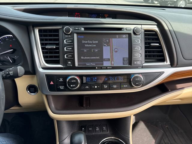Used 2018 Toyota Highlander Limited image 28