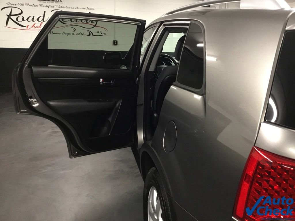 Used 2013 Kia Sorento LX w/ Convenience Pkg image 22