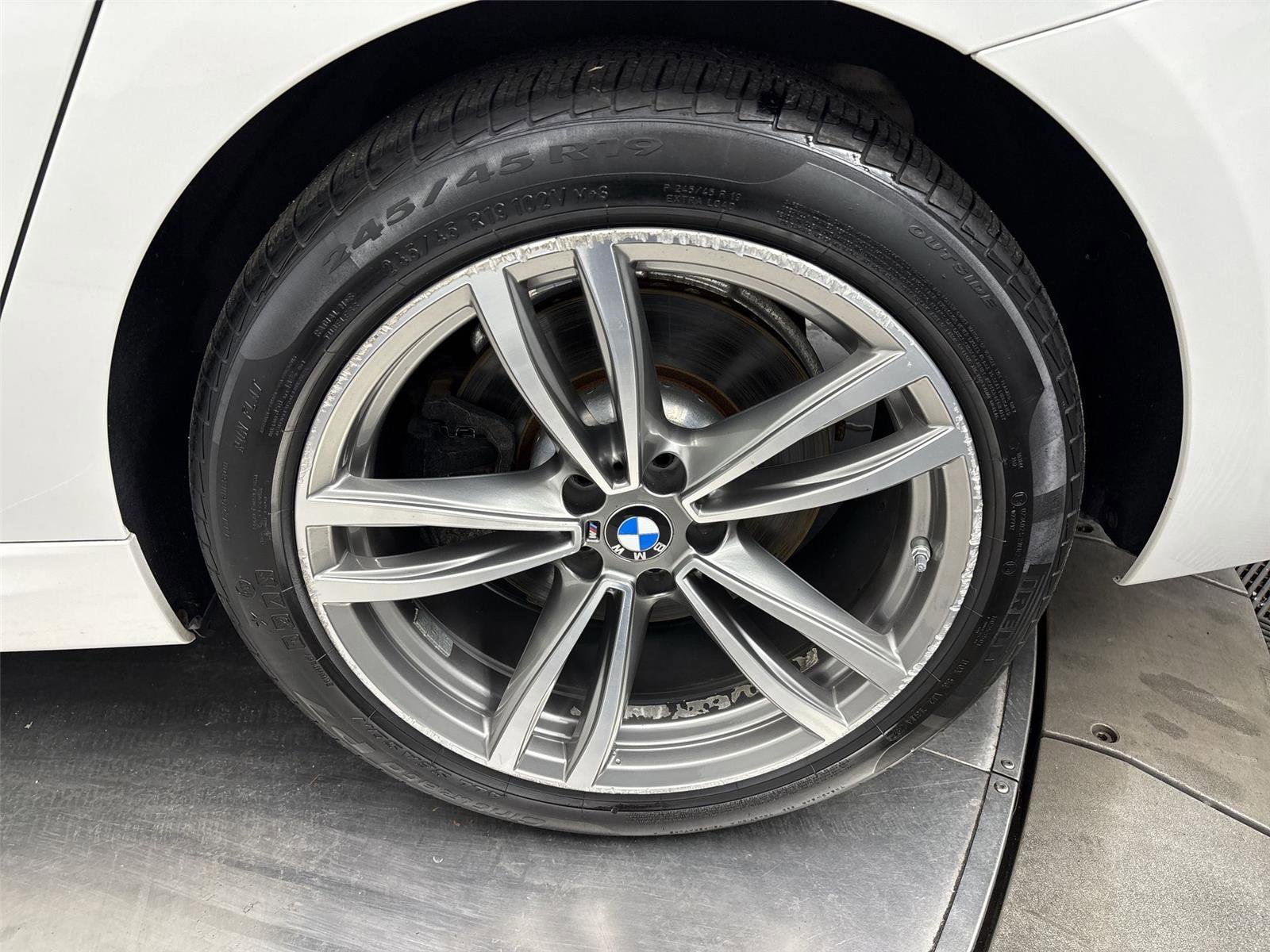 Used 2018 BMW 640i Gran Turismo xDrive AWD/4WD image 27