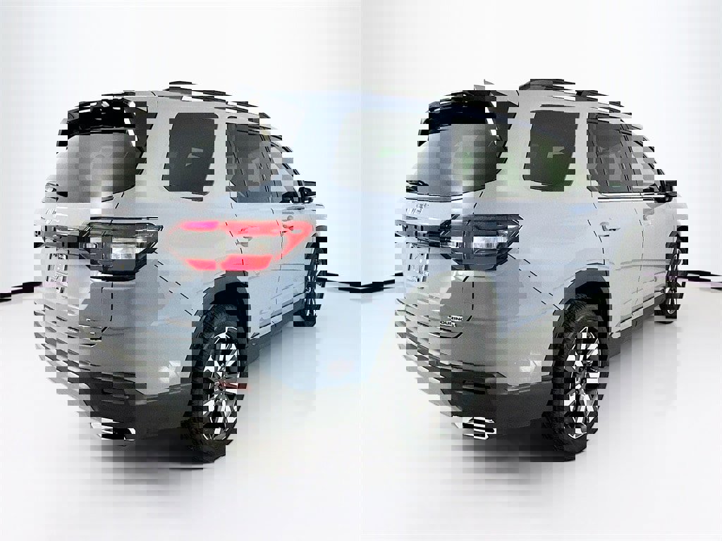 New 2025 Honda Pilot Touring image 5