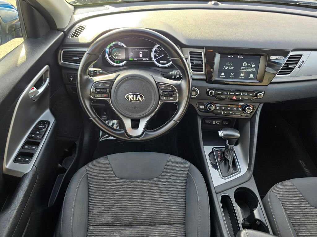 Used 2019 Kia Niro LX image 2