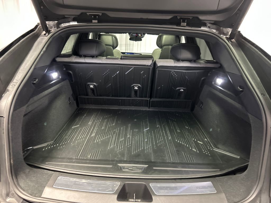 Used 2024 Cadillac Lyriq Tech image 25