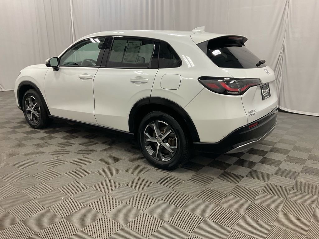 Used 2025 Honda HR-V EX-L image 8