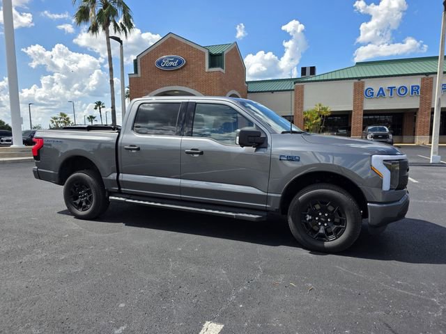 Used 2025 Ford F150 Lightning XLT AWD/4WD image 2
