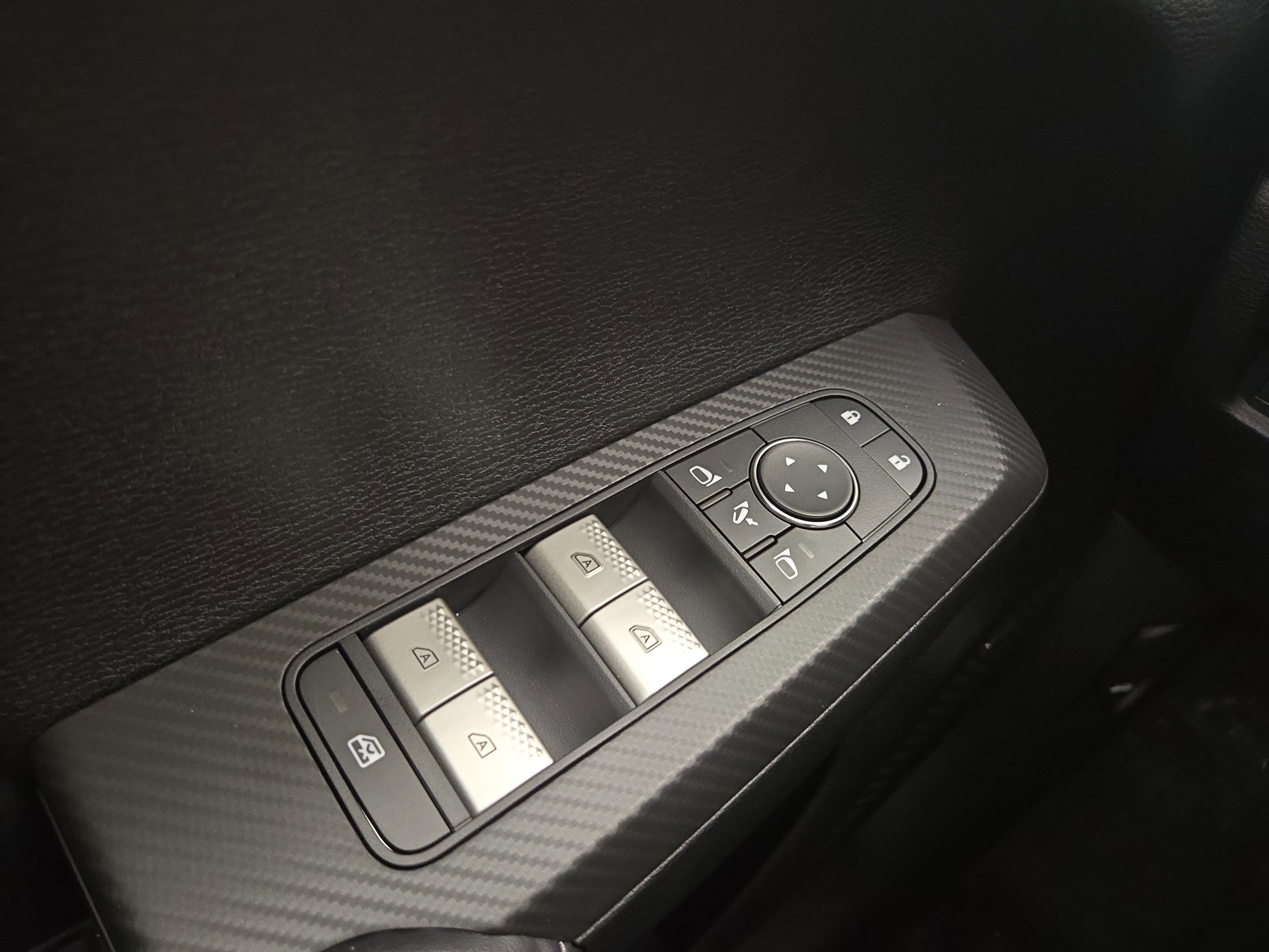 New 2026 Mitsubishi Outlander SE AWD/4WD image 30