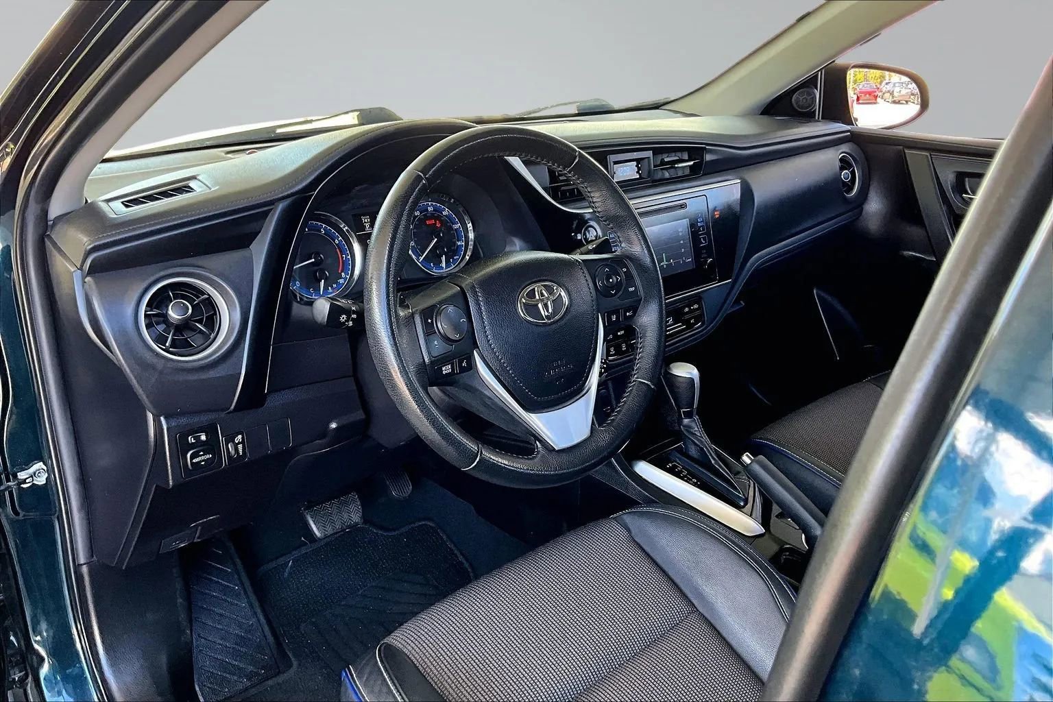 Used 2019 Toyota Corolla SE image 14