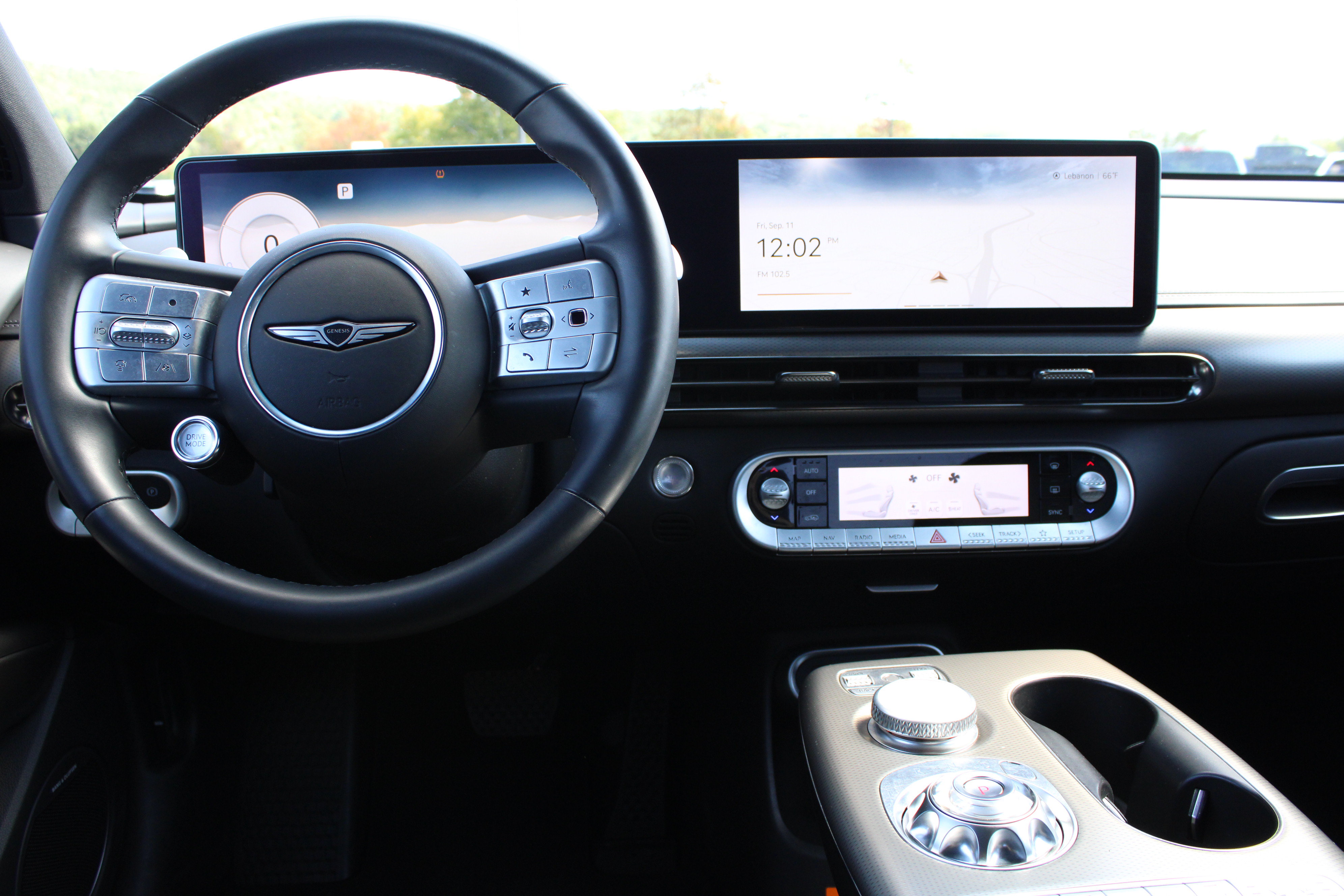 Used 2023 Genesis GV60 Advanced AWD/4WD image 22