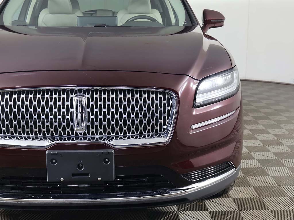 Used 2022 Lincoln Nautilus Reserve w/ Luxury Package image 16