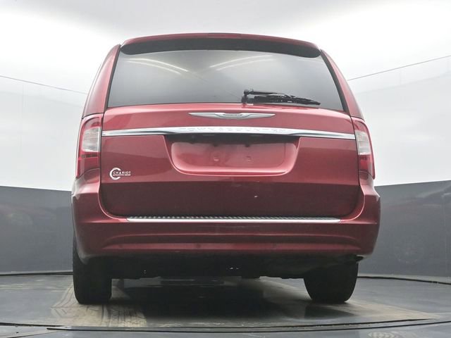 Used 2014 Chrysler Town & Country Touring-L w/ Driver Convenience Group image 50