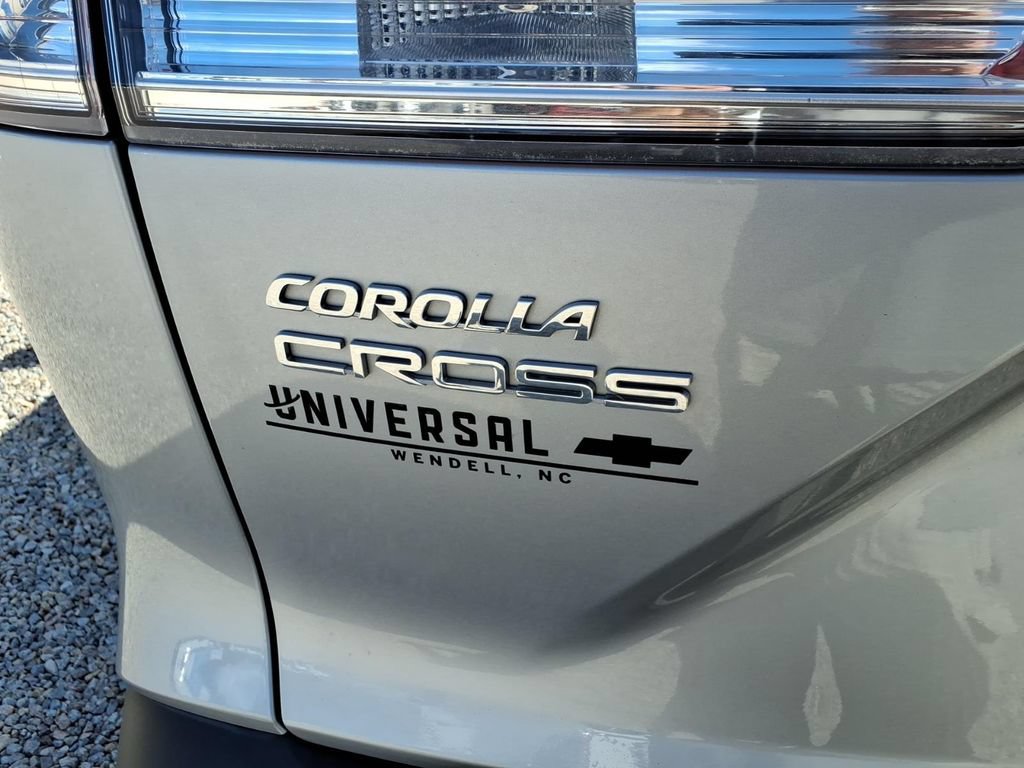 Used 2022 Toyota Corolla Cross L FWD image 9