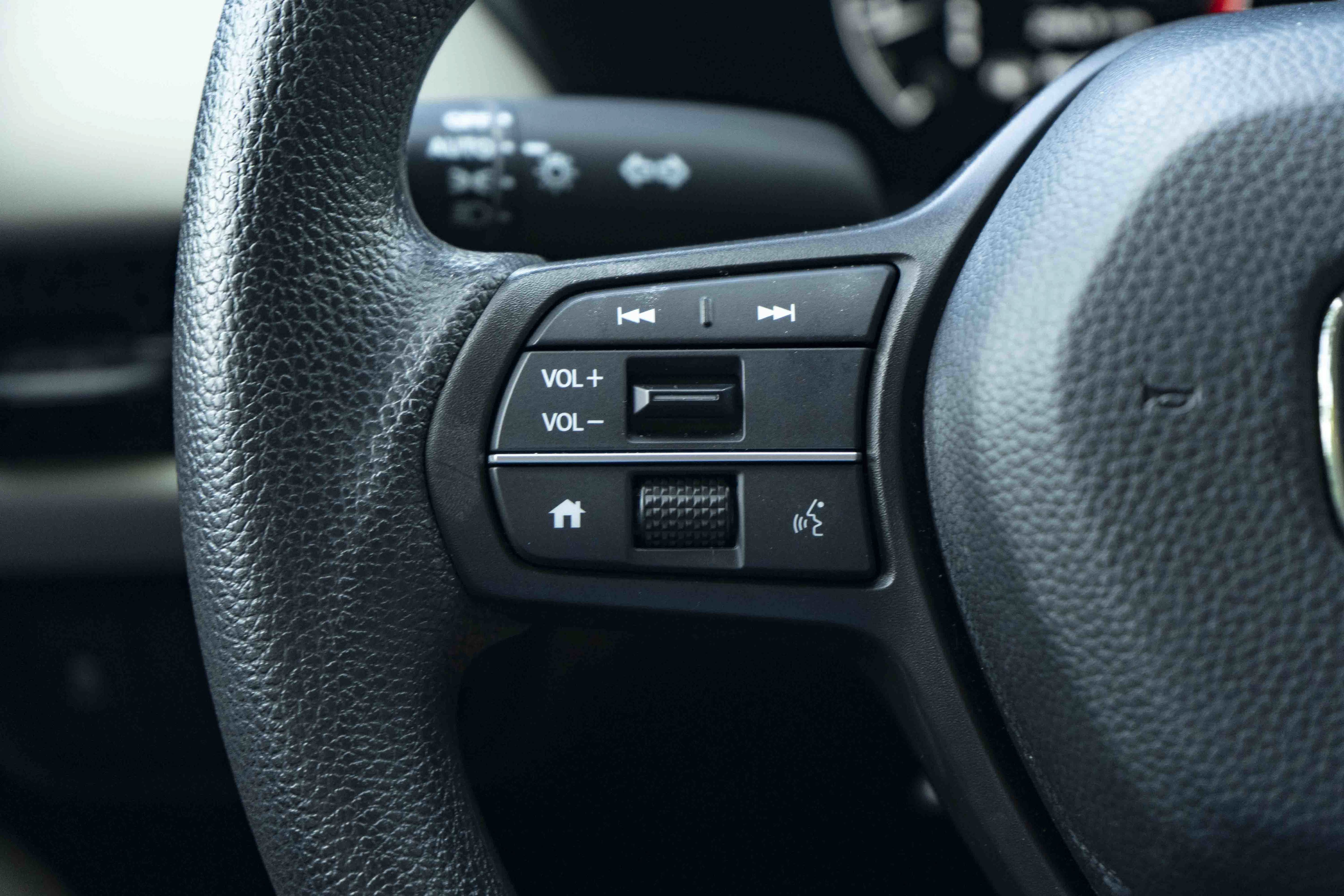 Certified 2026 Honda HR-V LX image 20