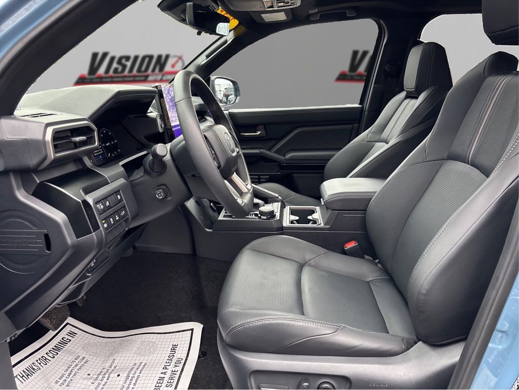 Used 2025 Toyota 4Runner Limited image 18