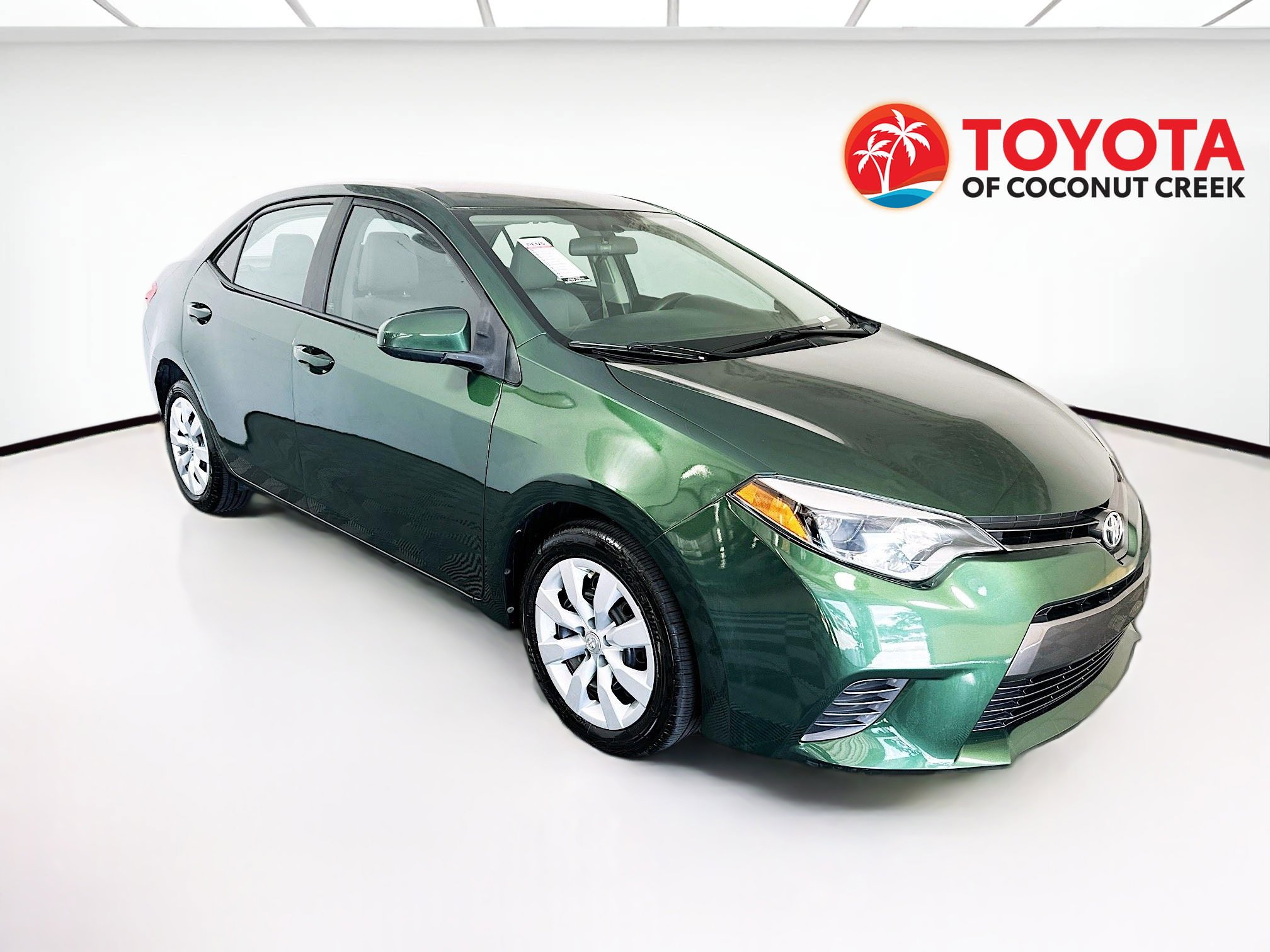 Used 2016 Toyota Corolla LE FWD video 1