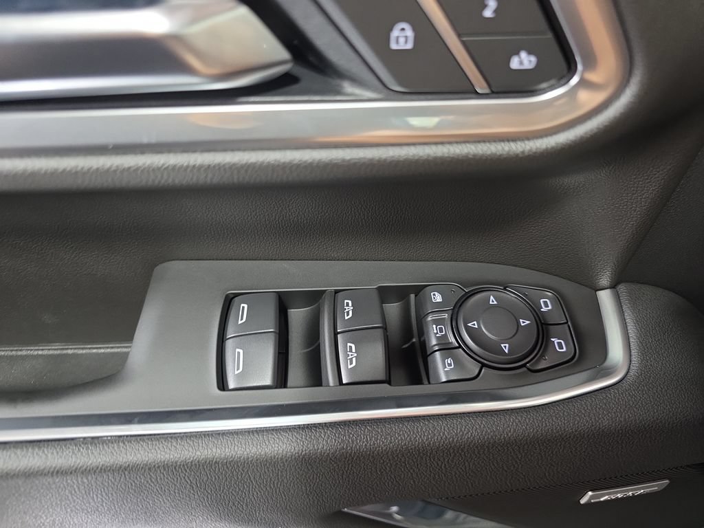 New 2026 GMC Sierra 2500 SLT AWD/4WD image 29