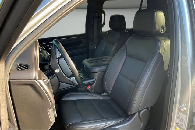 Used 2023 Chevrolet Suburban Z71 AWD/4WD image 23