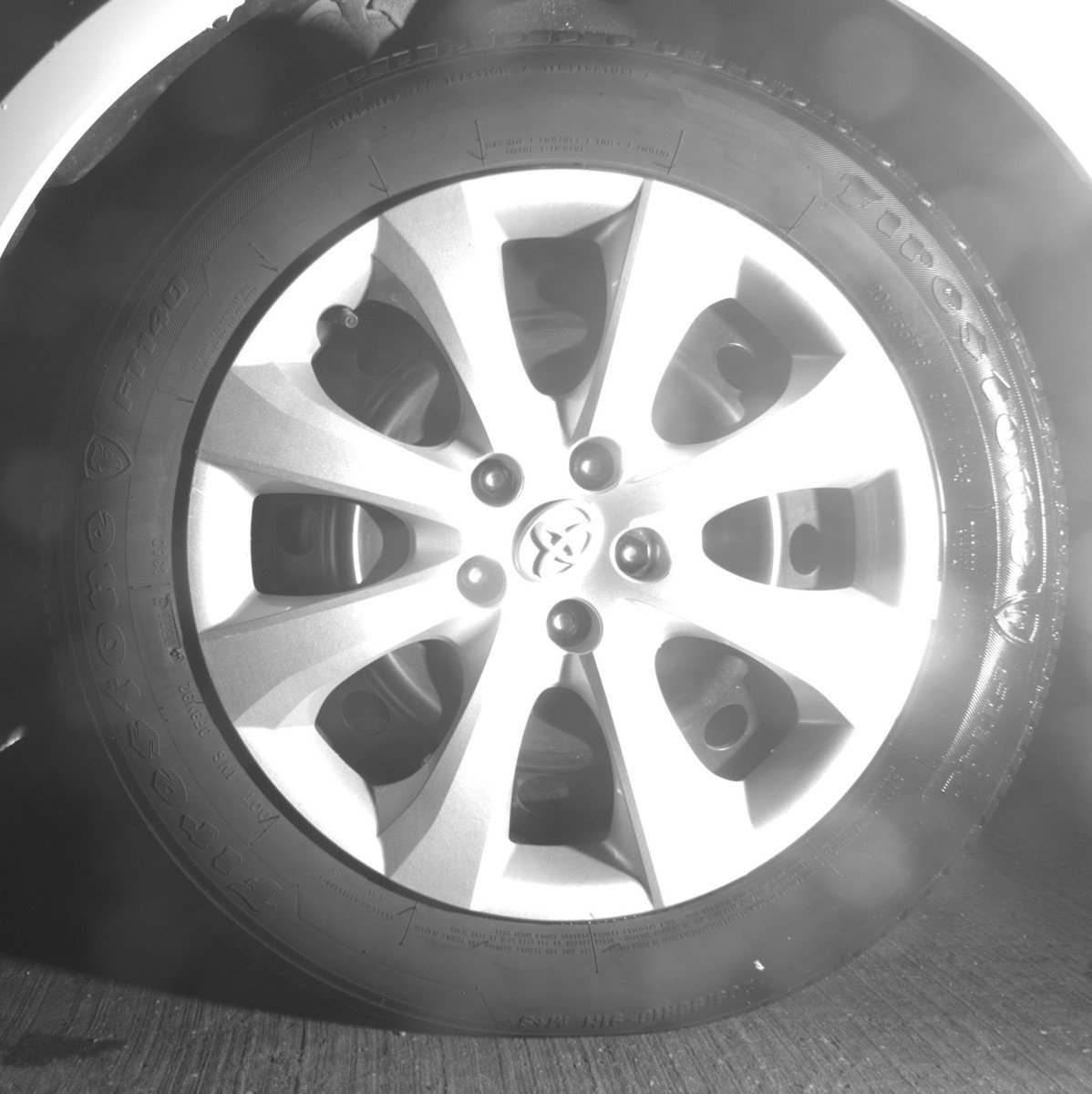 Used 2025 Toyota Corolla LE FWD image 12