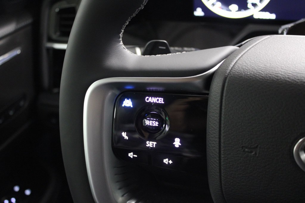 Certified 2025 INFINITI QX80 Luxe AWD/4WD image 19