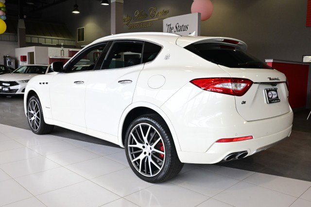Used 2019 Maserati Levante GranLusso AWD/4WD image 7