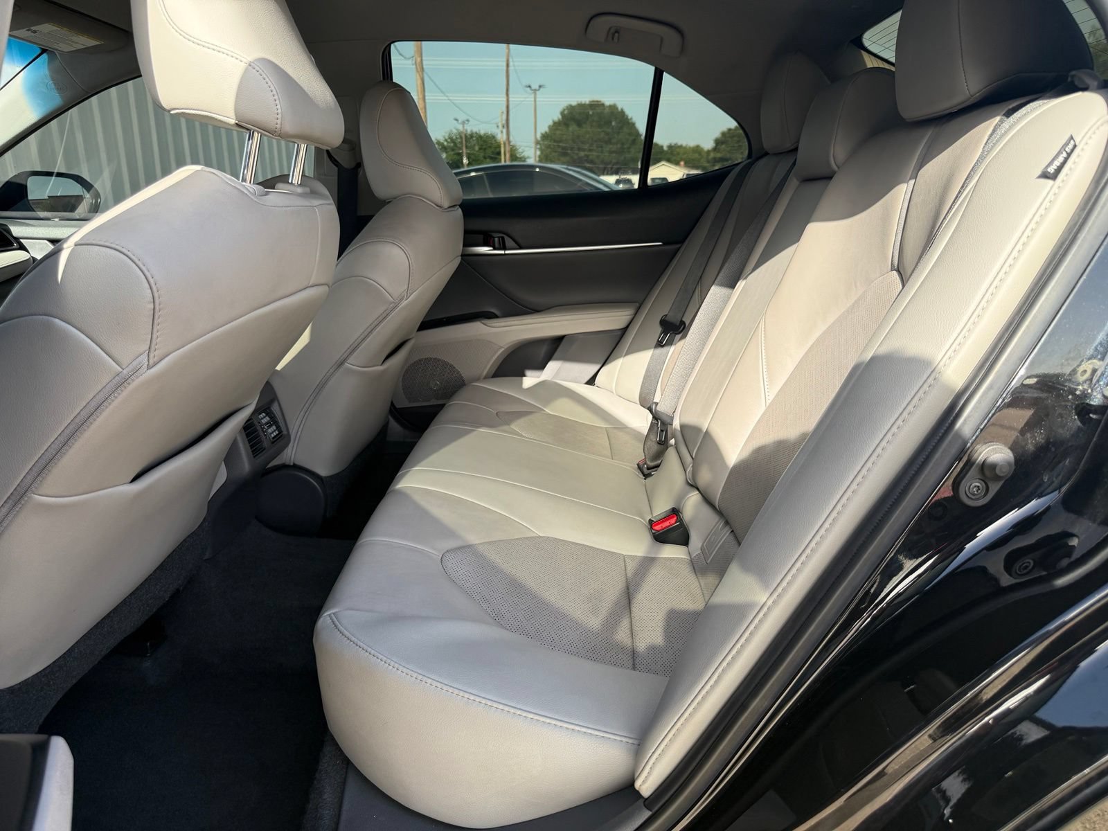 Used 2020 Toyota Camry XSE w/ Carpet Mat Package FWD image 22