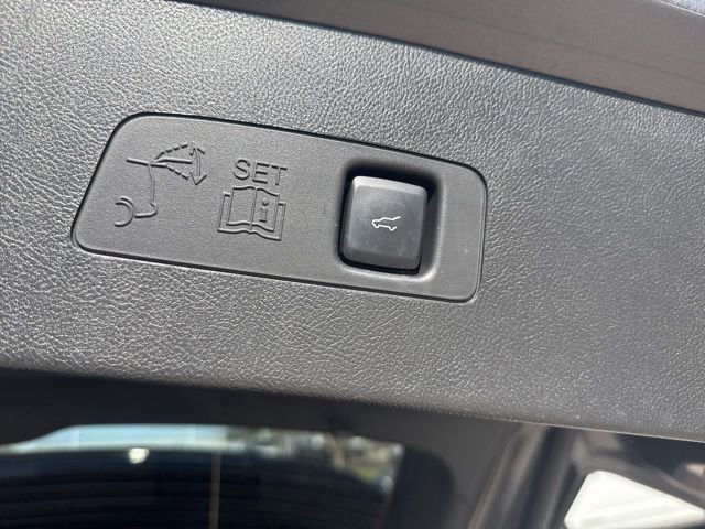 Used 2022 Lincoln Corsair Reserve w/ Equipment Group 201A AWD/4WD image 12