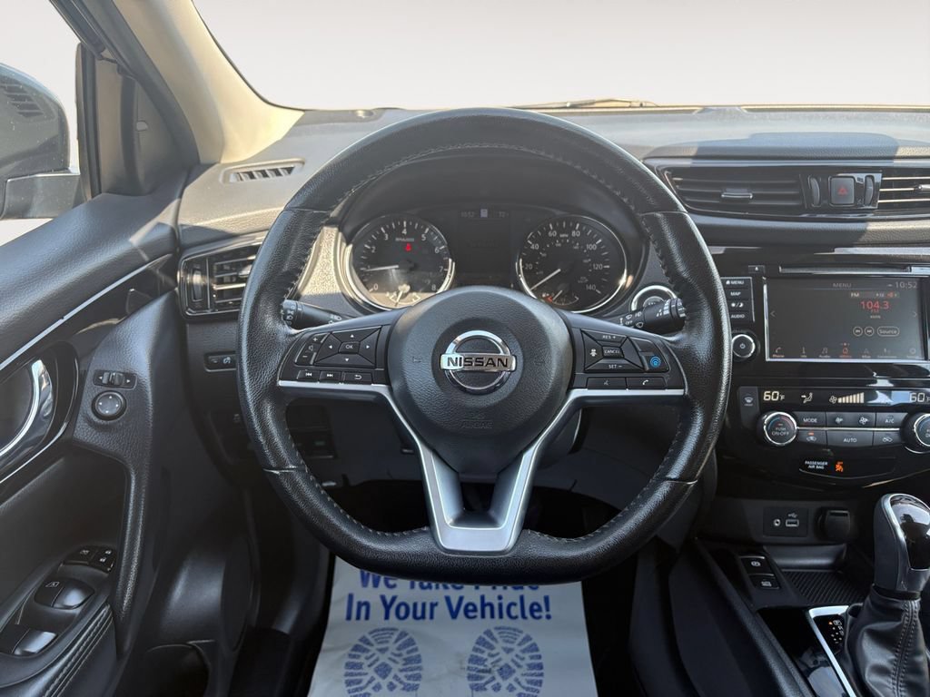 Used 2022 Nissan Rogue Sport SL AWD/4WD image 12