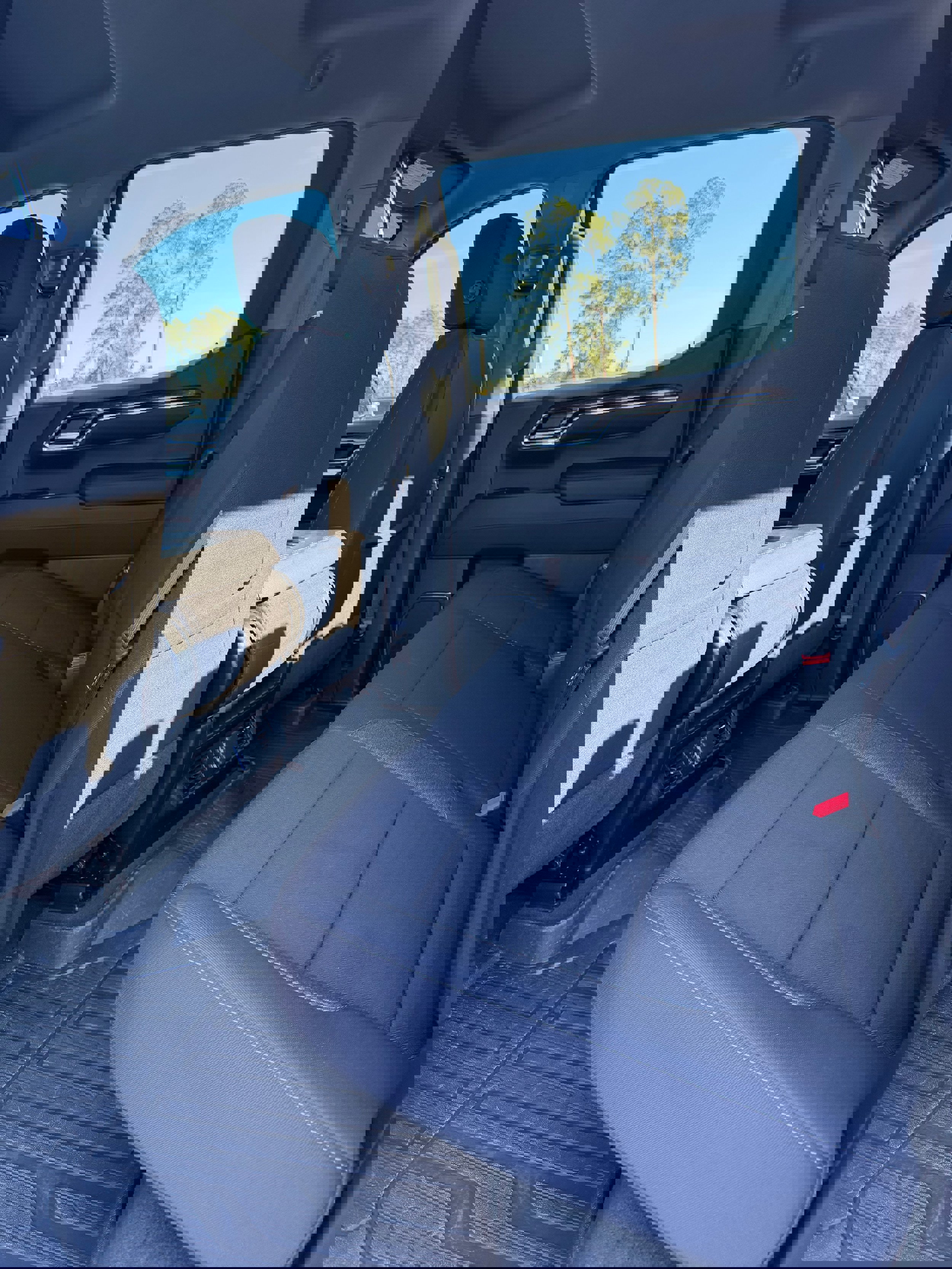 Used 2024 GMC Sierra 1500 Elevation image 11