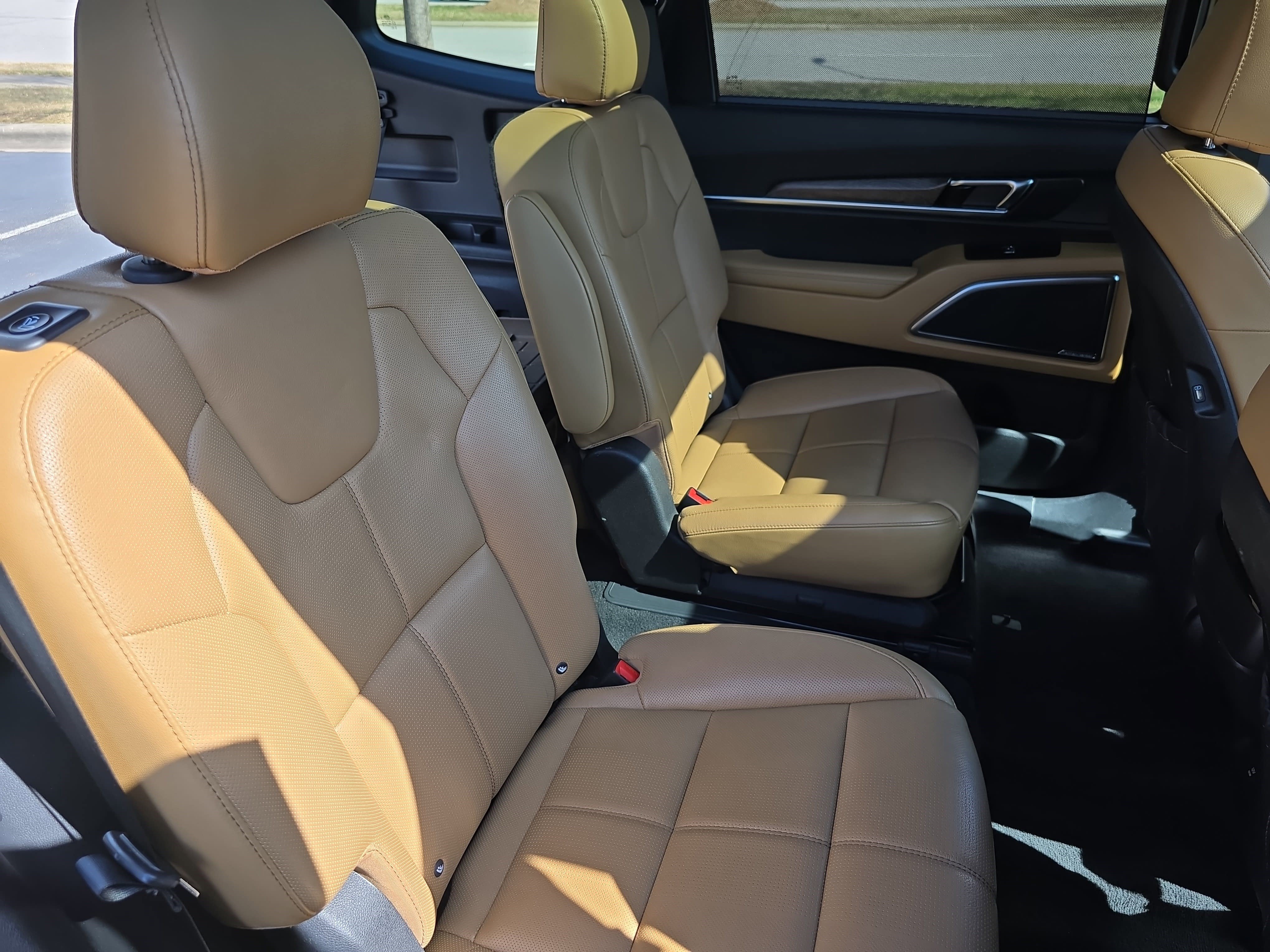 Used 2020 Kia Telluride SX image 12