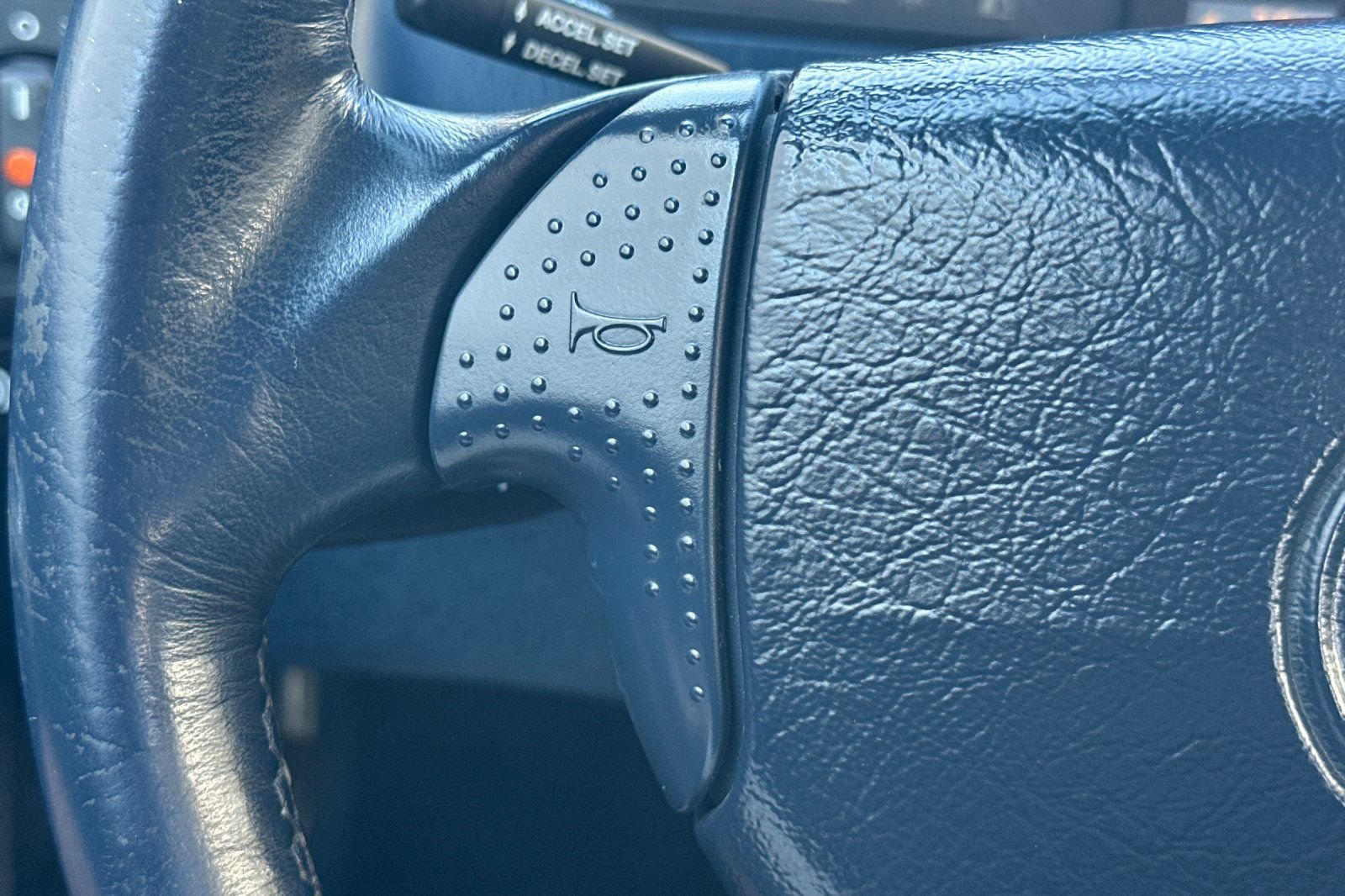 Used 1997 Mercedes-Benz SL 500 image 33