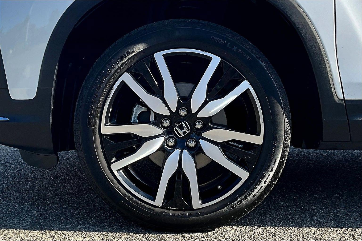 Used 2022 Honda Pilot Elite image 8