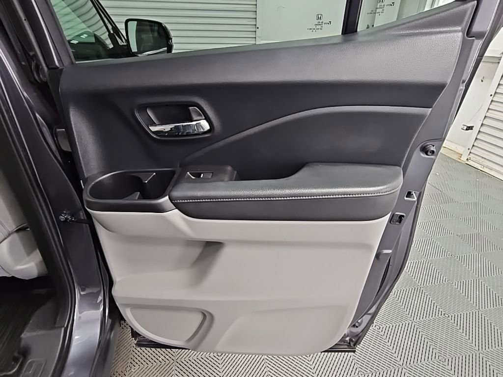 Used 2020 Honda Ridgeline RTL-E image 39