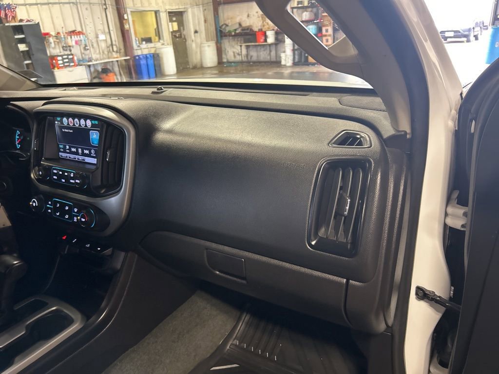 Used 2018 Chevrolet Colorado LT w/ LT Convenience Package image 22
