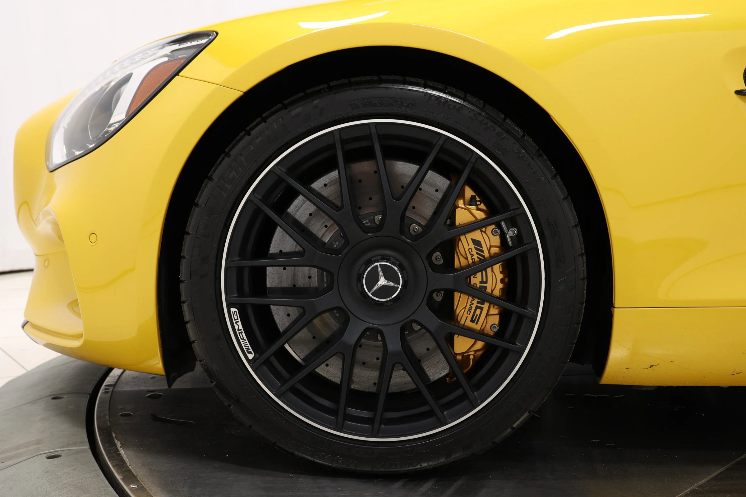 Used 2016 Mercedes-Benz AMG GT S image 94