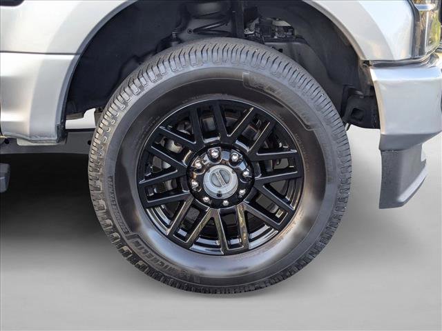 Used 2022 Ford F250 Lariat w/ Black Appearance Package AWD/4WD image 21