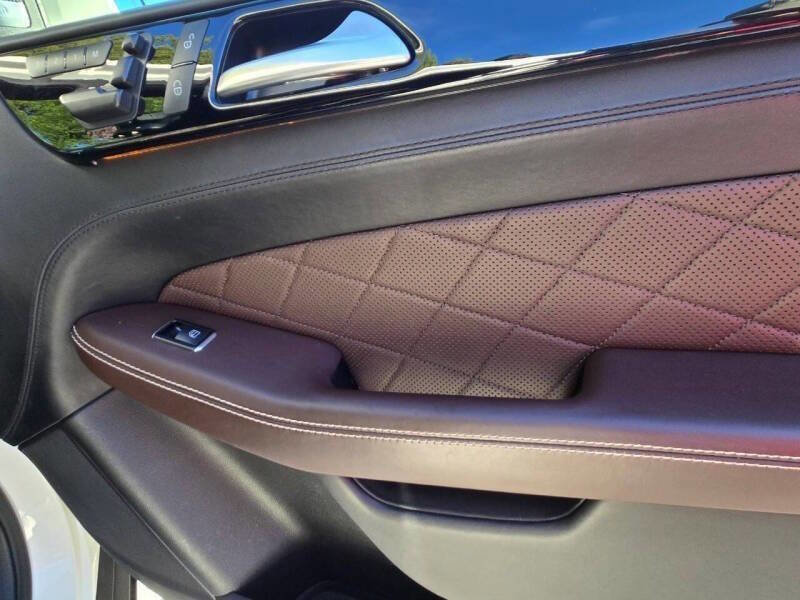 Used 2015 Mercedes-Benz ML 400 4MATIC image 17