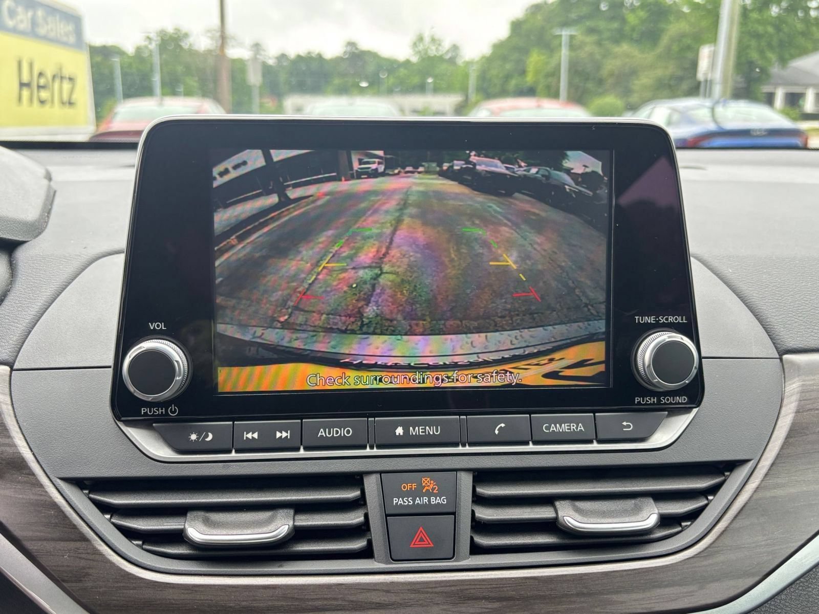 Used 2025 Nissan Altima 2.5 SV FWD image 23