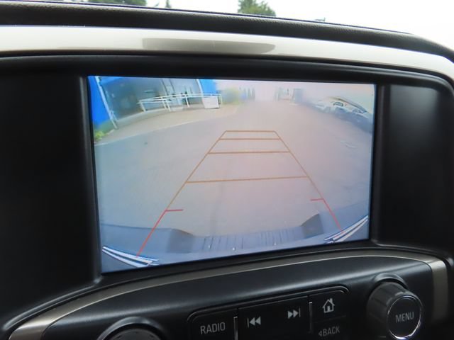 Used 2018 Chevrolet Silverado 1500 High Country AWD/4WD image 32