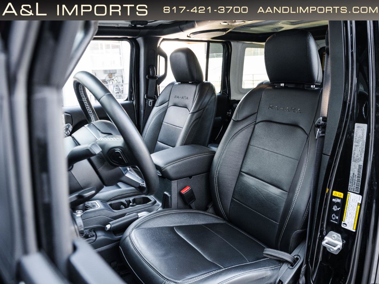 Used 2023 Jeep Wrangler Unlimited Sahara w/ LED Lighting Group AWD/4WD image 4