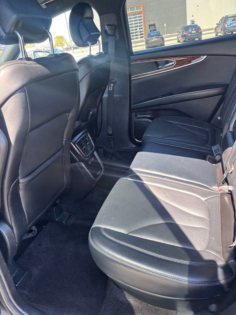 Used 2018 Lincoln MKX Reserve w/ Lincoln MKX Climate Package image 12