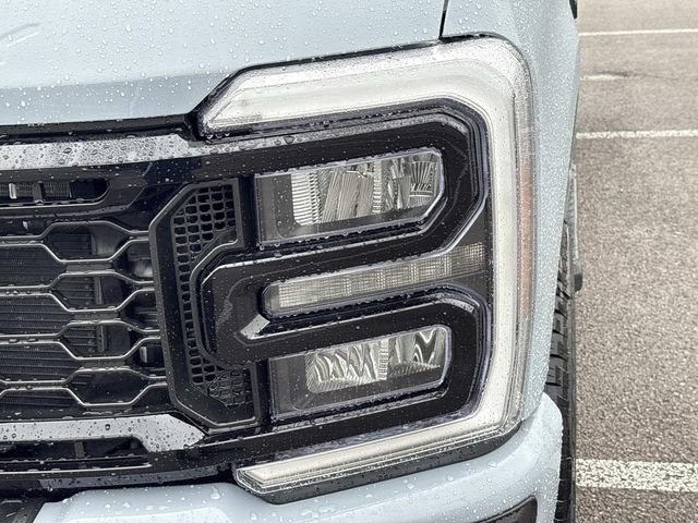 New 2026 Ford F250 Lariat w/ Black Appearance Package AWD/4WD image 11