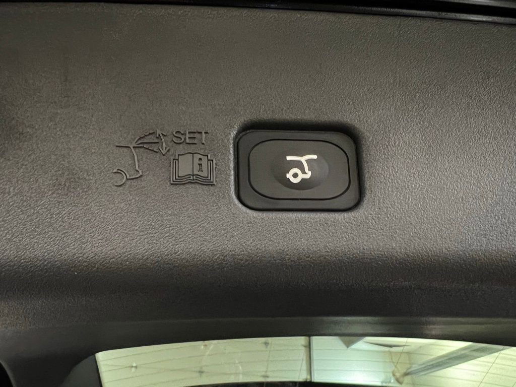 New 2026 Lincoln Nautilus Reserve w/ Jet Appearance Package AWD/4WD image 40
