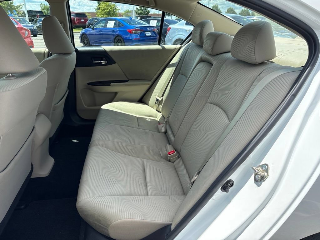Used 2016 Honda Accord LX image 11