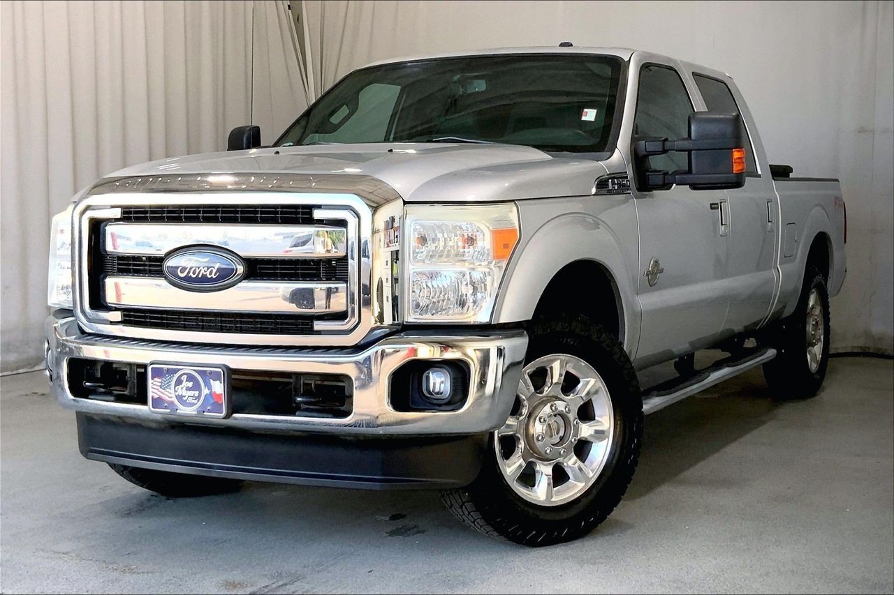 Used 2016 Ford F250 Lariat w/ Lariat Ultimate Package AWD/4WD image 12