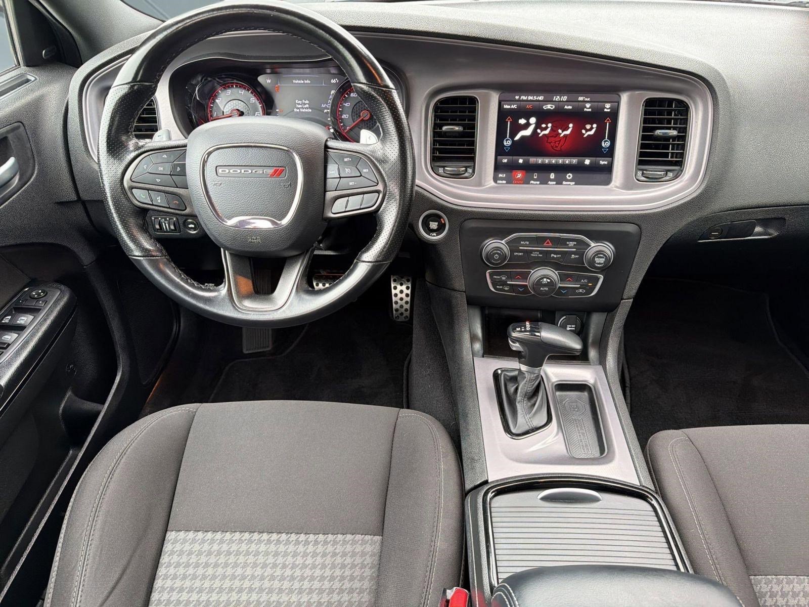 Used 2023 Dodge Charger R/T w/ Blacktop Package RWD image 28