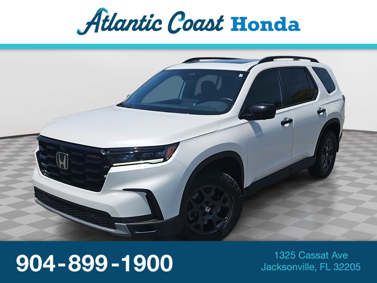 Used 2023 Honda Pilot TrailSport image 1