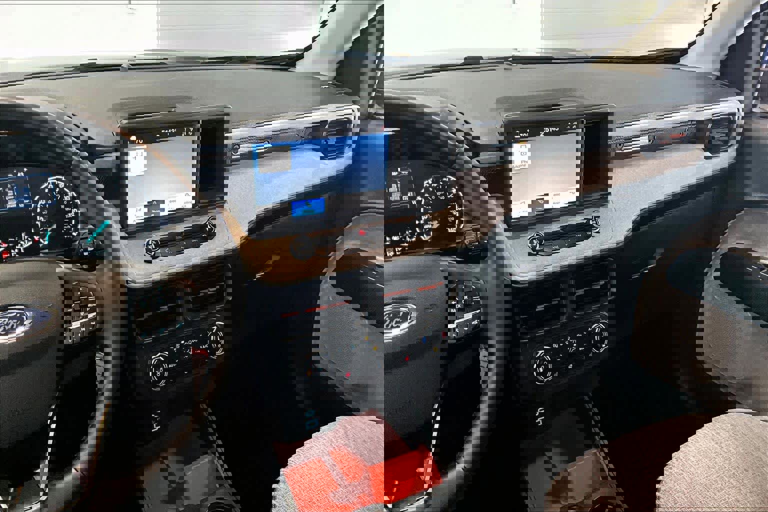 Used 2023 Ford Maverick XLT w/ Equipment Group 300A Standard image 14