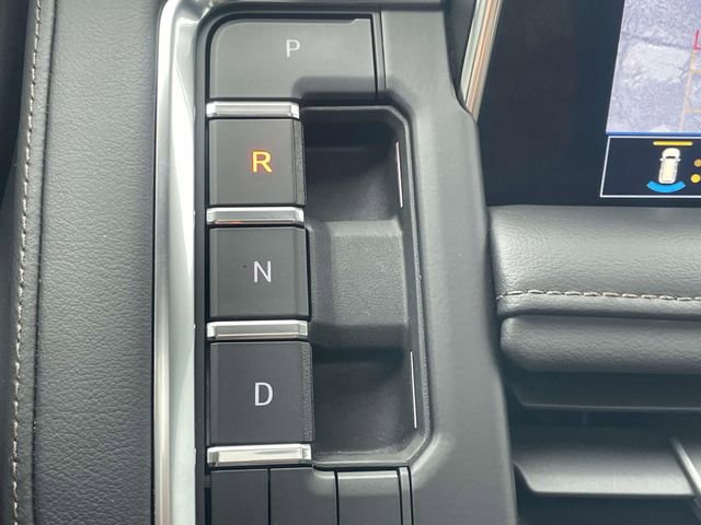 Used 2021 Chevrolet Tahoe High Country w/ Premium Package image 23