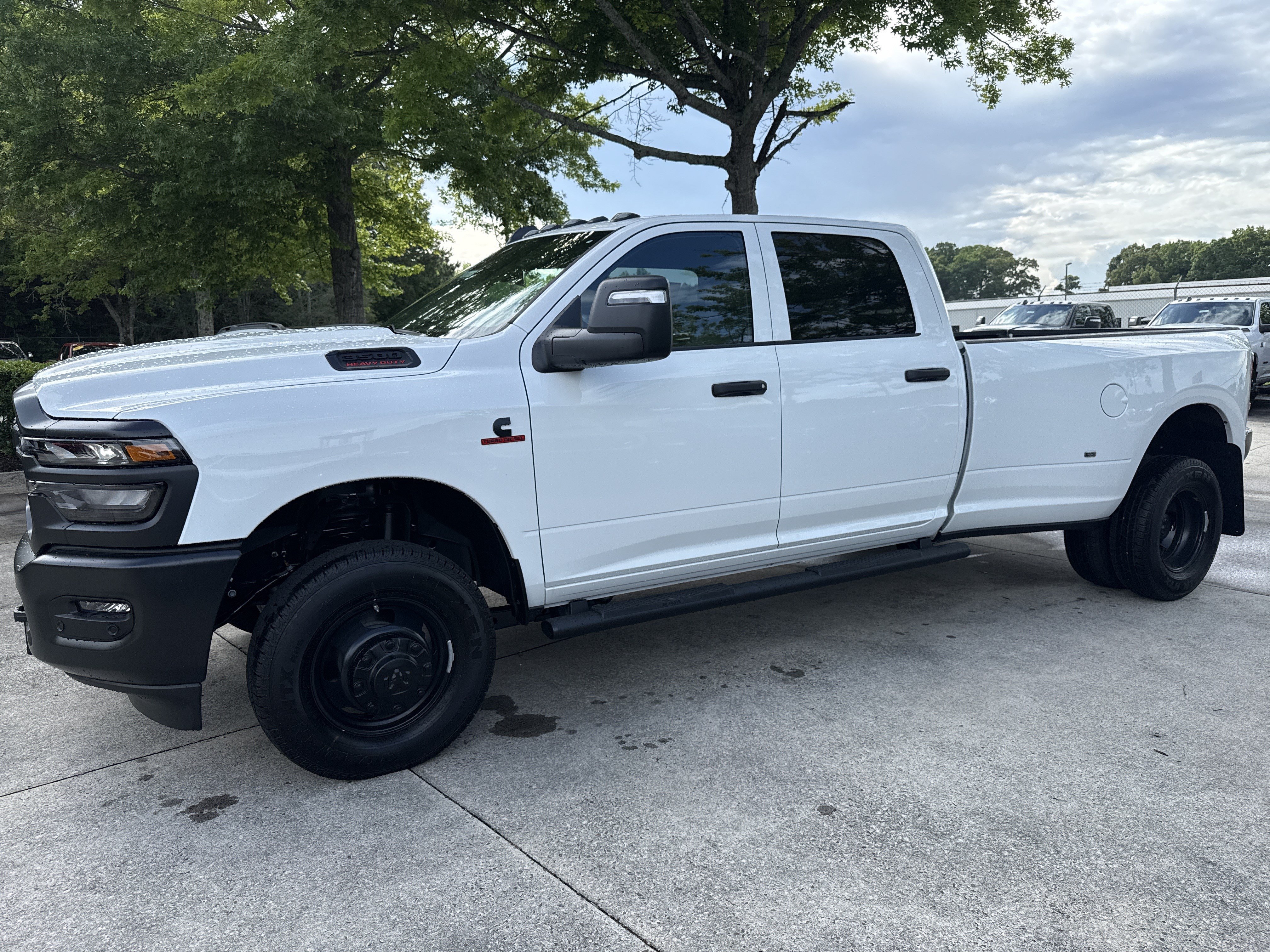 New 2026 RAM 3500 Tradesman AWD/4WD image 4